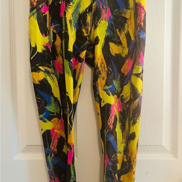 Lululemon Abstract Leggings - Picture 3 of 7